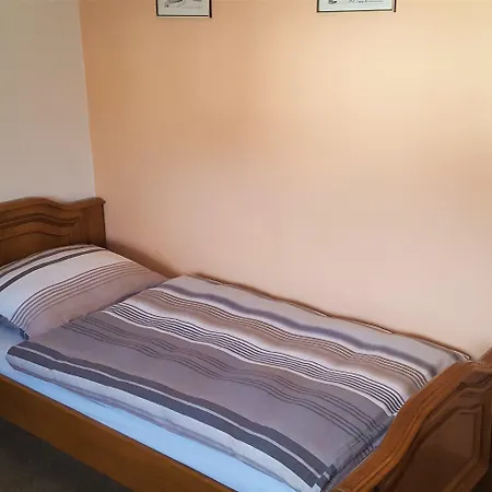Hotel Restaurant Neffelthal 3*